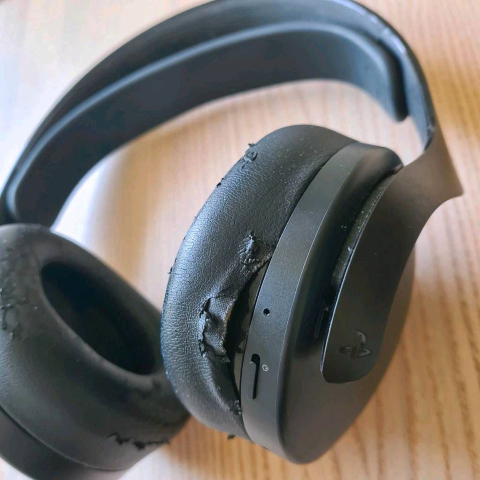 Sony Pulse 3D headphones in Potsdam