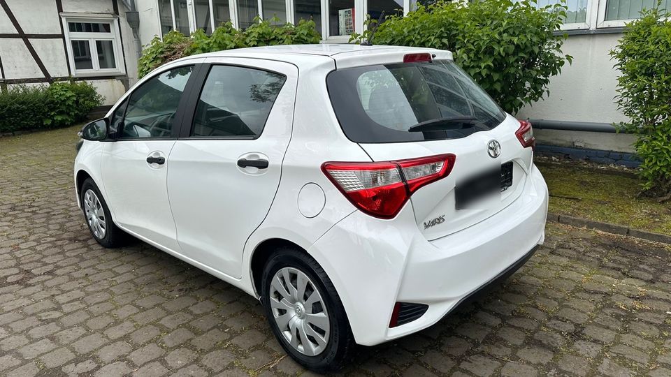 Toyota Yaris TÜV neu in Schwelm
