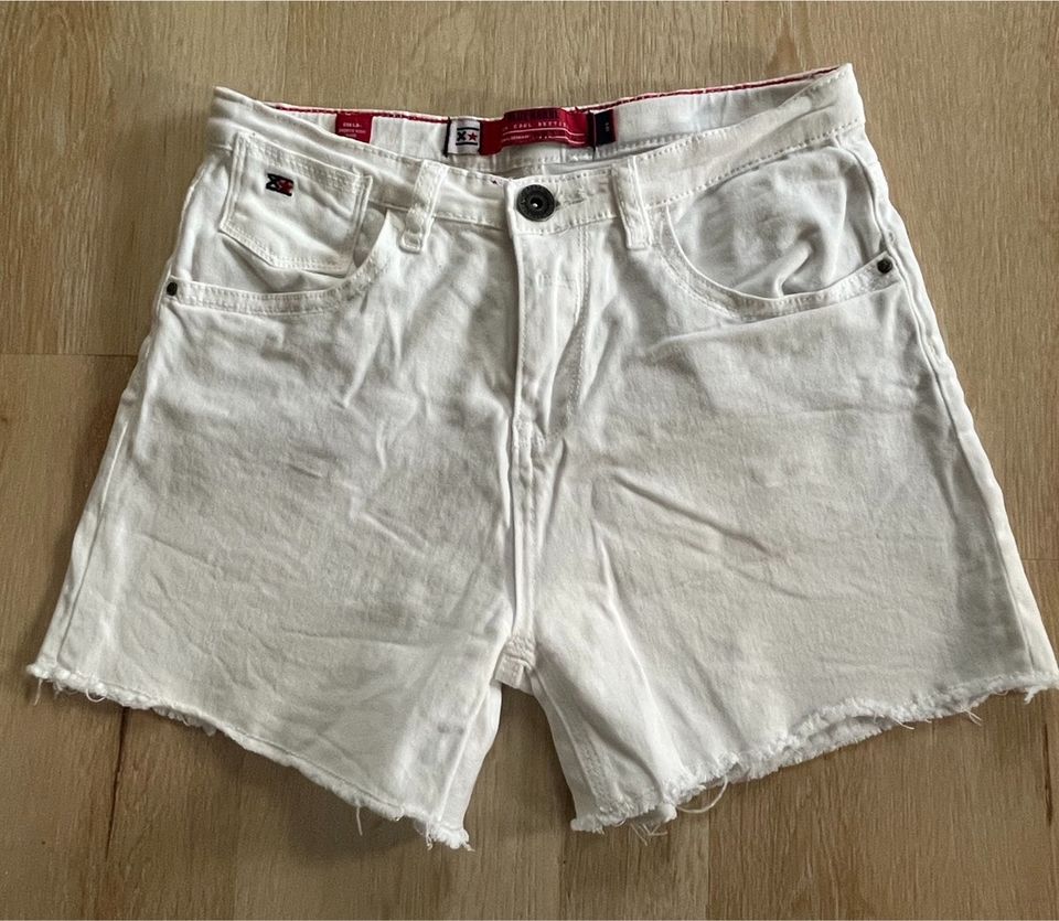 Blue Rebell Jeans Shorts weiß Gr. 164 in Neugersdorf