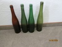 4 alte Weinflaschen alt bis sehr alt Flaschen leere Flaschen Nordrhein-Westfalen - Willich Vorschau