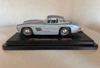 Burago Mercedes Benz 300 SL 1954 Silber Flügeltüren Auto Modell Baden-Württemberg - Mannheim Vorschau