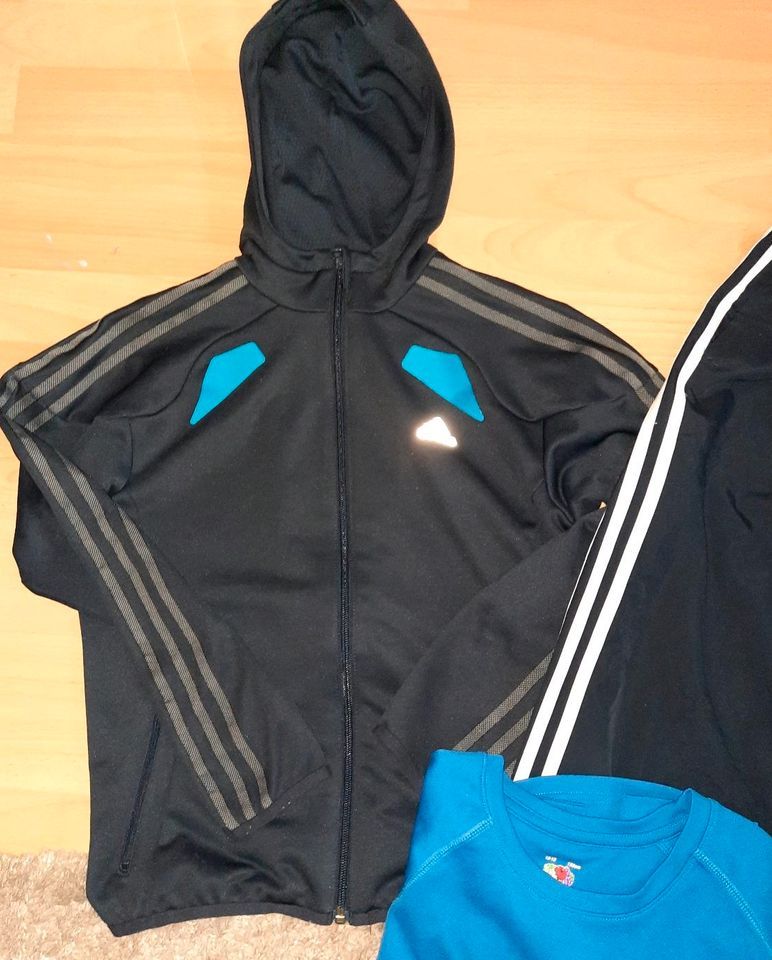 Hummel Adidas Shirt kurze lange Hose Jacke 140 152 158 164 170 in Leipzig