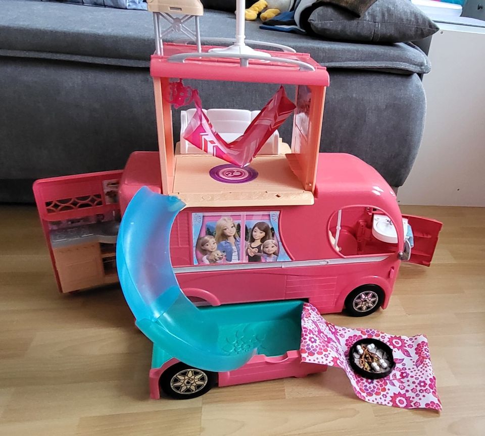Barbie Auto/Camper in Bördeland