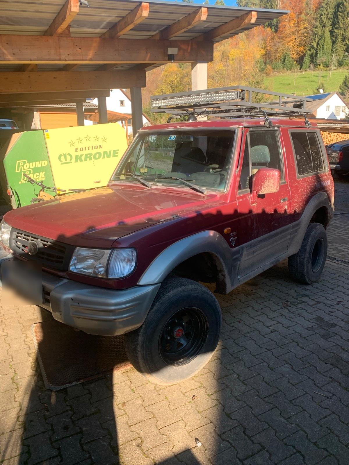 Abbildung des Autos Hyundai Galloper Jeep