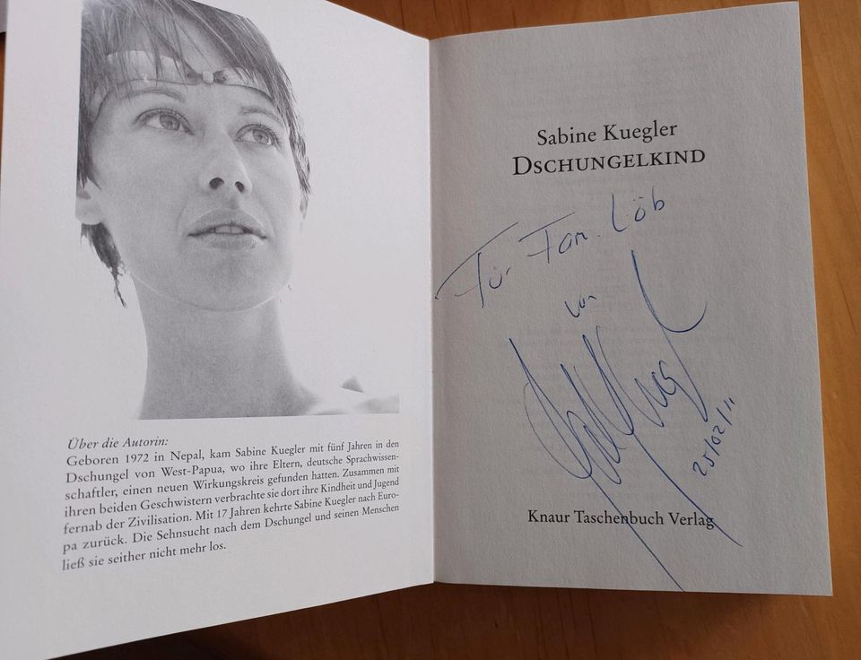 Sabine Kuegler, signiert, Buch Dschungelkind in Regensburg