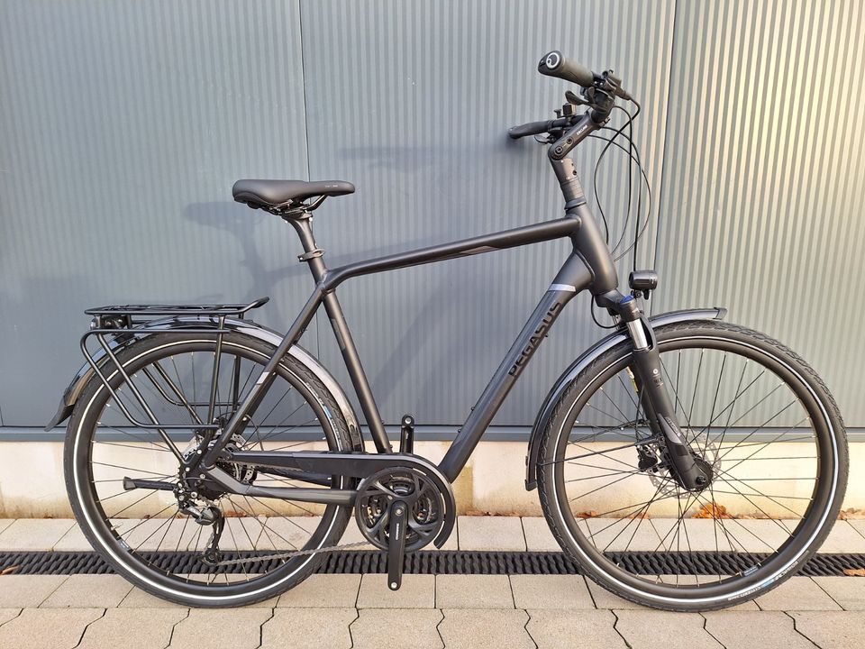 PEGASUS Strong SL 27 Herren City/Trekkingrad 28" Rh:60,63,65 cm in Dorsten