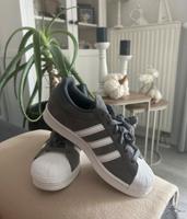 Nike Superstars grau unisex Nordrhein-Westfalen - Elsdorf Vorschau