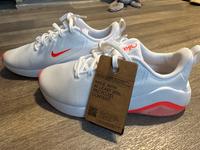 Nike Air Zoom Neu 38 Mecklenburg-Vorpommern - Bergen auf Rügen Vorschau