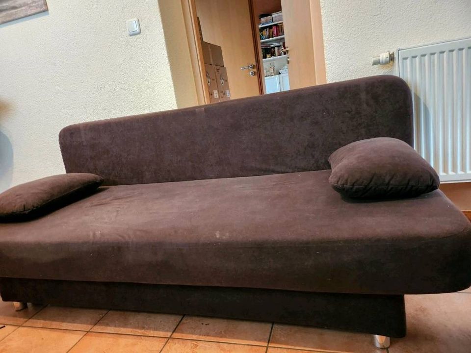 Sofa mit Schlaffunktion in Neukieritzsch