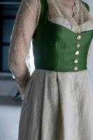 Dirndl Sage / Seide / mit 2 Schürzen/ Grün Neu INNA XS 34, S 36 Nordrhein-Westfalen - Kranenburg Vorschau