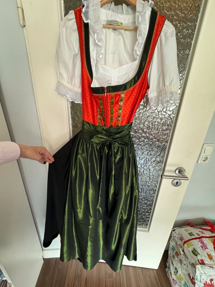 Krüger Feelings Dirndl mit Bluse Gr. 38 in Frankfurt am Main