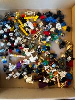 Lego steine, 2x Platten (48x48) und Figuren Leipzig - Kleinzschocher Vorschau