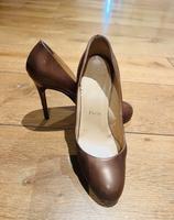 Christian Louboutin Pumps Gold/ Beige Gr. 37 Hamburg-Nord - Hamburg Groß Borstel Vorschau