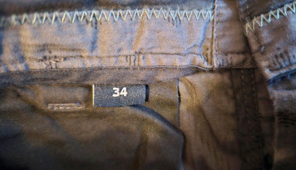 s.Oliver Herren Cargo Short - Größe 34 - Dark Grey mit Muster in Moers