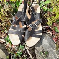 Think Sandalen schwarz vegetabil gegerbtes Leder Gr. 41 Nordrhein-Westfalen - Reichshof Vorschau