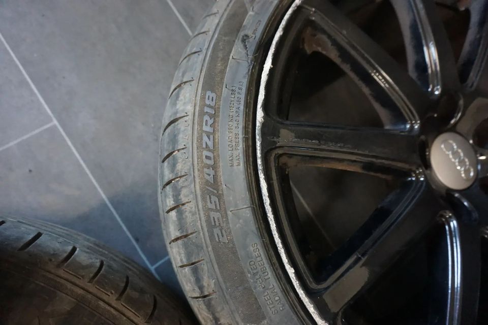 Alu Felgen Audi TT 8J 18 Zoll 9.0J 5x112 52ET 8J0601025 225/40R18 in Wurzen