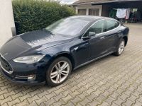 Tesla Model S zum Schlachten Frankfurt am Main - Praunheim Vorschau