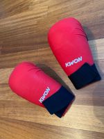 Kwon sparing Handschuhe rot XL Karate Handschutz ohne Daumen Berlin - Wilmersdorf Vorschau