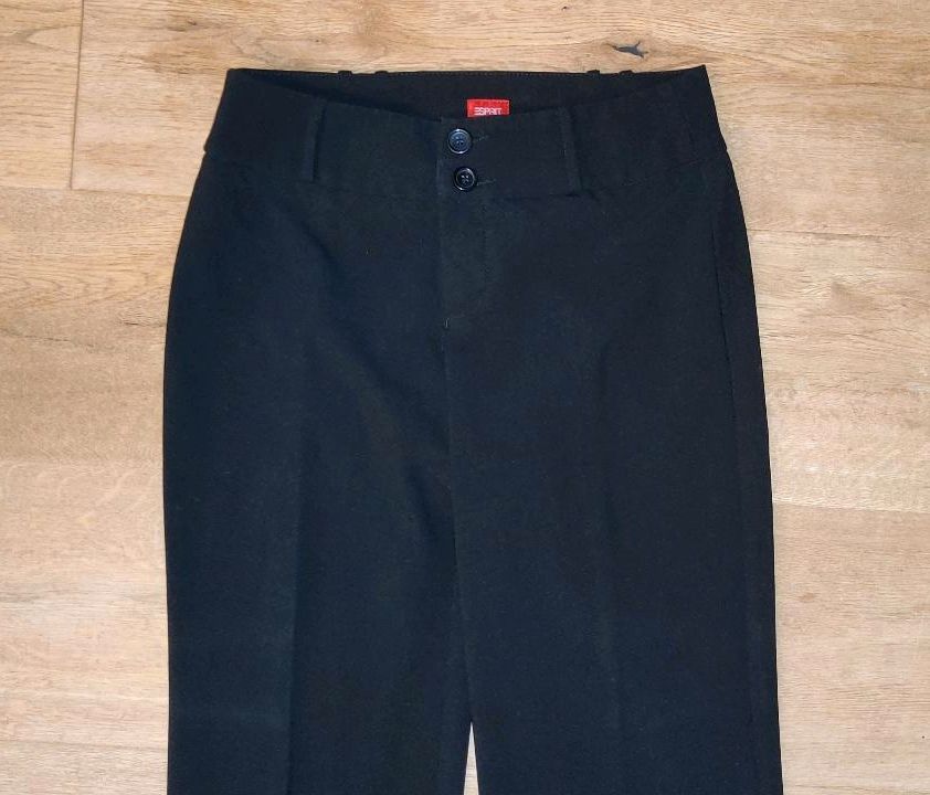 Esprit Stoffhose/ Bundfalten-Hose, schick, Größe 34 in Winnenden