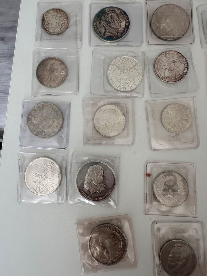 Silber Münzen alle Welt siehe Bilder viele seltene in Bremerhaven