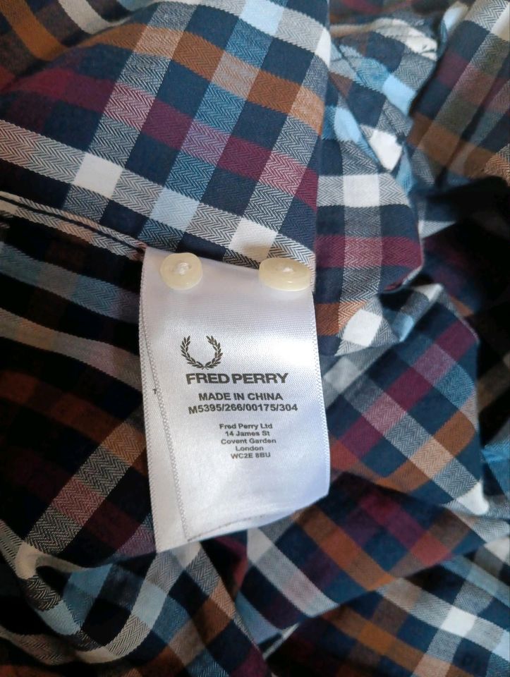 Fred Perry Hemd in Dortmund