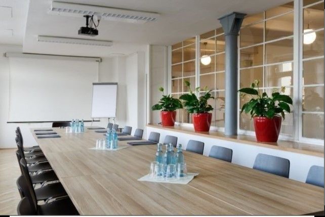 Büro, Agentur oder Studio in Striesen 41m² in Dresden