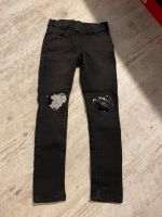 Jeggings/ Jeans mit Pailletten Aufsatz Gr.128 Eimsbüttel - Hamburg Schnelsen Vorschau