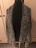 REVIEW Damen-Strickjacke / Schwarz-Weiß-Grau / Gr. M Düsseldorf - Pempelfort Vorschau