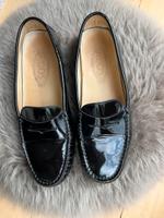 Tod`s Tods Gommino Loafer / Schwarz / Größe 37 1/2 Baden-Württemberg - Ravensburg Vorschau