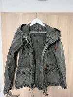 Graue Khujo Damen Jacke mit Kapuze Gr. L 30€ Sachsen-Anhalt - Ilsenburg (Harz) Vorschau