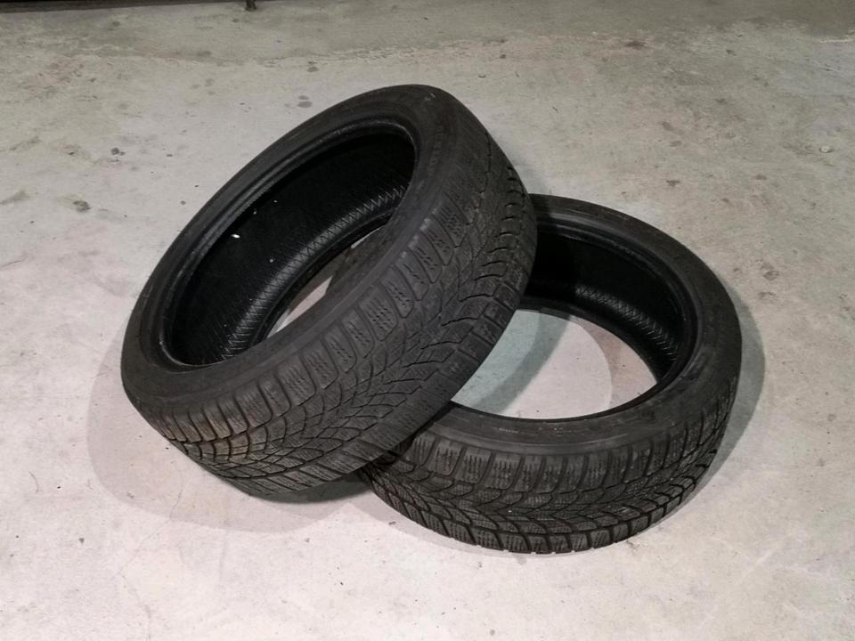 Winterreifen 205 45 R17 88V M+S DUNLOP BMW MINI Runflat / RFT in Loiching