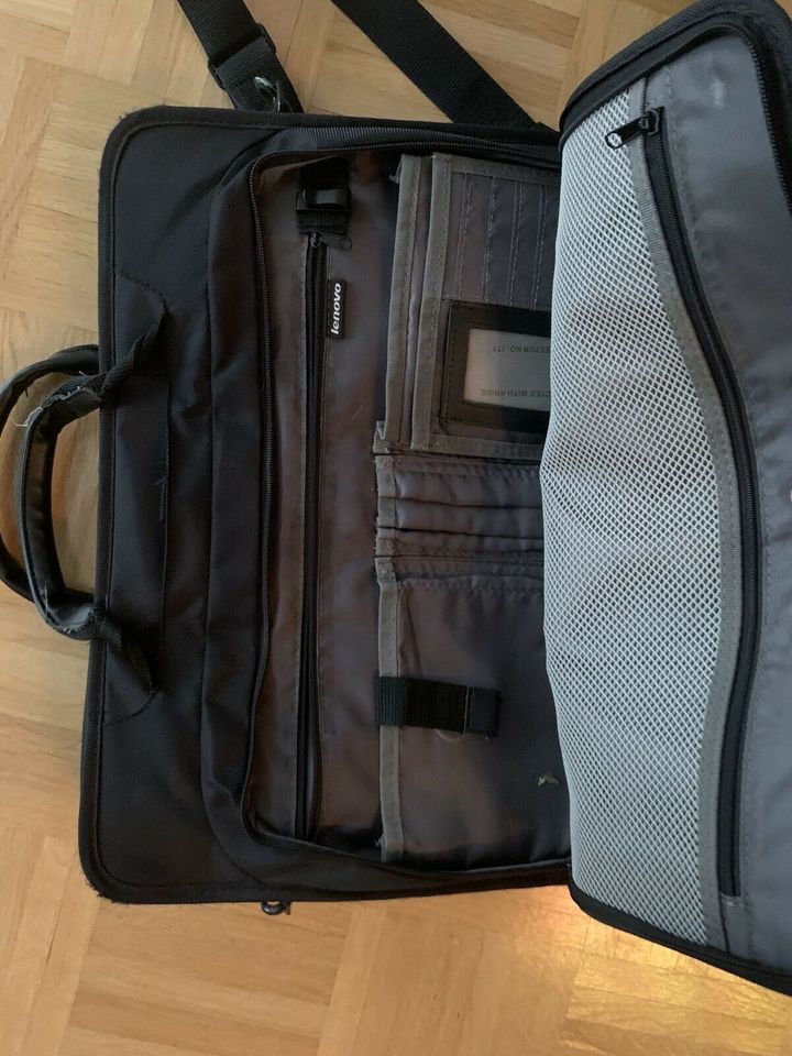 Lenovo Laptop Tasche gebraucht 45x34x12 cm in Düsseldorf