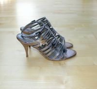 silber BUFFALO Echtleder High-Heel Sandaletten Gr. 38 - NEU Baden-Württemberg - Neulingen Vorschau