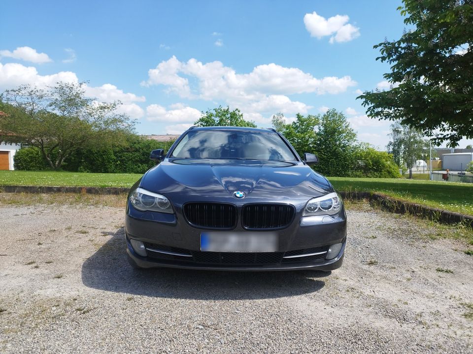 bmw 520d f11 in Esselbach