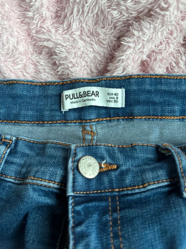 Pull & Bear Skinny Jeans high waist in Konken