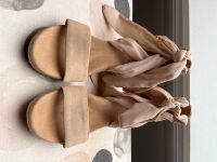 Schuhe Sandalen Keilsandalen UGG beige Größe 40 Nordrhein-Westfalen - Rheda-Wiedenbrück Vorschau