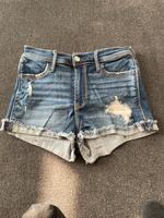Hollister Jeans Shorts Gr. 25 Niedersachsen - Harsum Vorschau