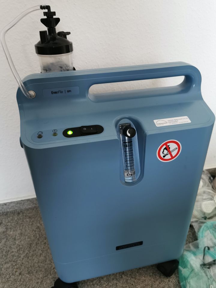 Sauerstoffkonzentator Everflo von Philips. 950 Betriebsstunden in Rostock