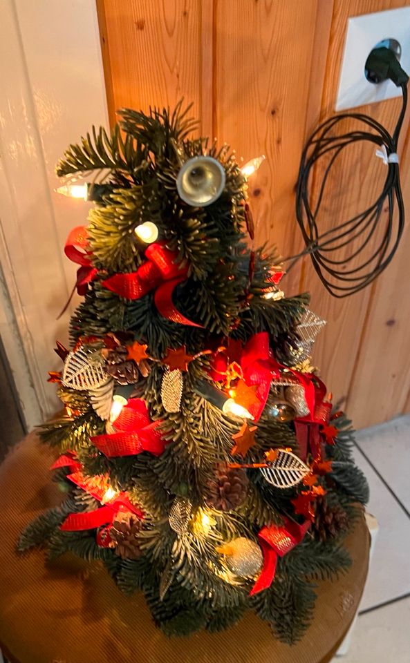 Weihnachtsbaum mit Beleuchtung, 40 cm, circa in Bochum