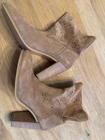 Tommy Hilfiger Sommerstiefeletten Gr. 40 - neu - Nordrhein-Westfalen - Langenfeld Vorschau