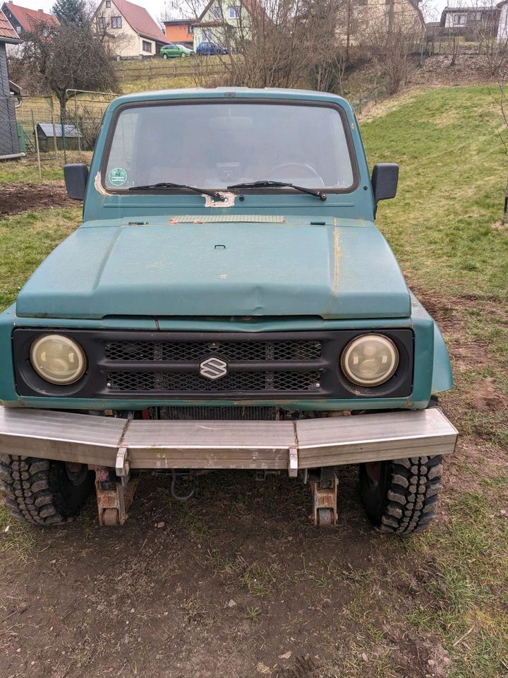 Suzuki Samurai SJ 413 Santana in Schleusingen