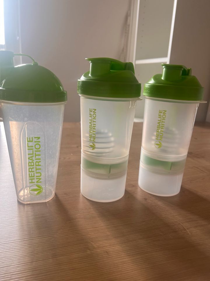 HERBALIFE Shaker 3 Stück in Duisburg