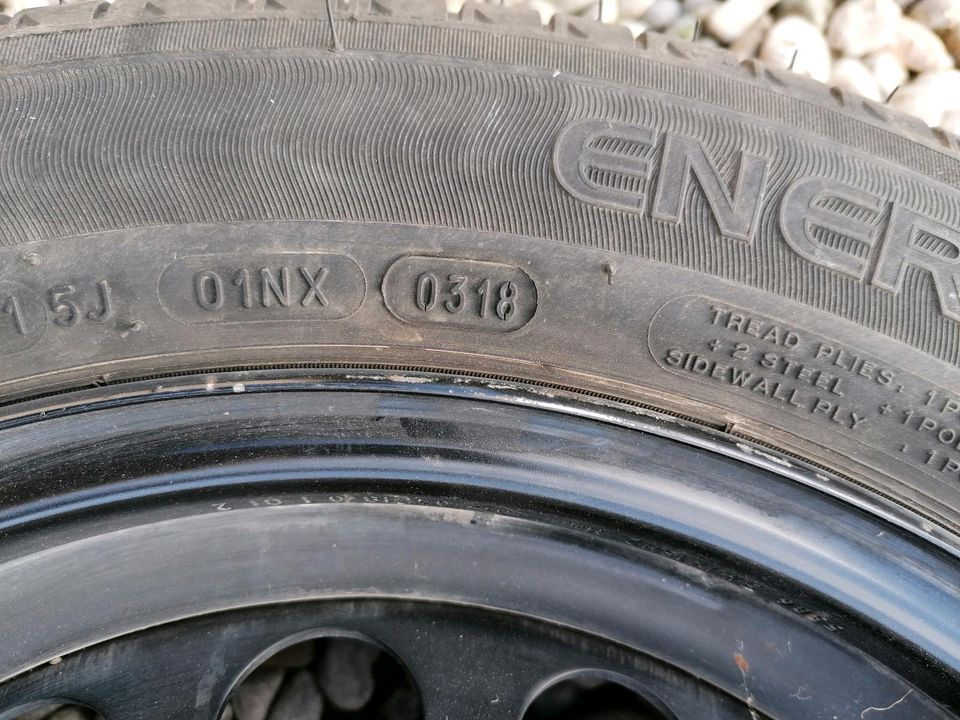 Sommerreifen Michelin 185/60R15 auf Stahlfelgen. Renault Clio in Pfaffenhausen