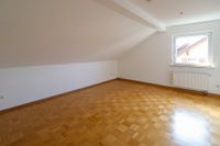 Gemütliche 3-Zimmer Dachgeschoss-Wohnung mit Garage in Peiting! Bayern - Peiting Vorschau