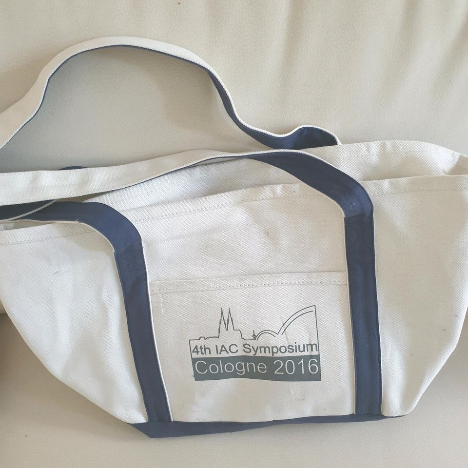 Tasche  weiss, mit Aufdruck, neu in Villingen-Schwenningen