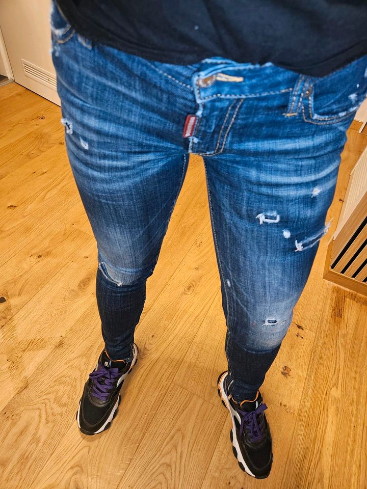 Dsquared2 damen jeans Größe IT36 in Rosenheim