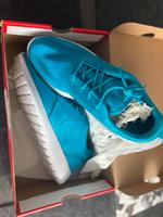 Nike RosheRun Gr .42 Türkis Neu Original Ungetragen Hessen - Hanau Vorschau