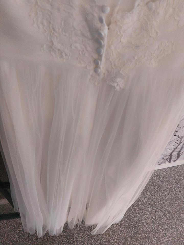 Brautkleid, Hochzeitskleid, Vintage und Boho, Tüll und Spitze in Nübbel