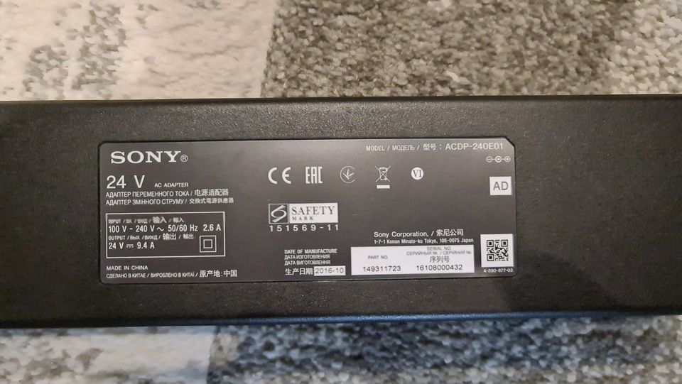 Sony 65 Zoll 4k TV KD-65XD9305 in Meckenbeuren