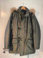Hugo Boss Parka Winterjacke olivgrün Gr. 50 Altona - Hamburg Blankenese Vorschau